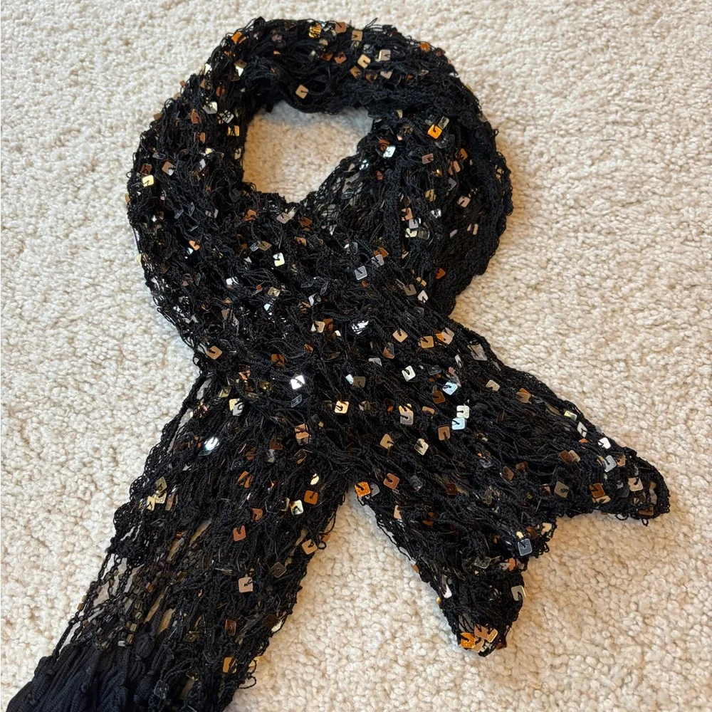 Black Sequin Knit Scarf - Picture 2 of 8
